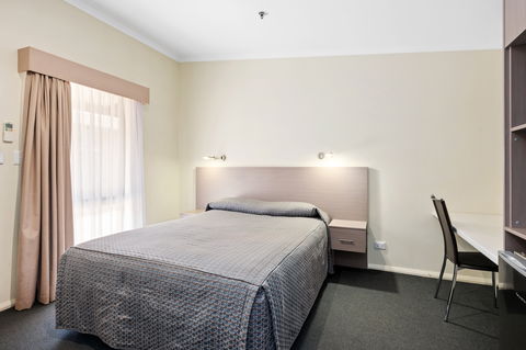 The View On Hannans - Accommodation Newcastle 8