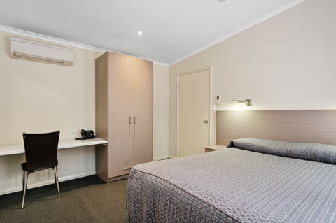 The View On Hannans - Accommodation Newcastle 17