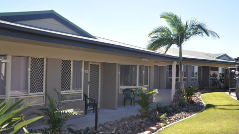 Port Denison Motor Inn - Accommodation Newcastle 3