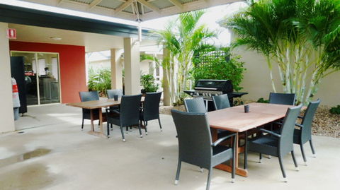 Port Denison Motor Inn - Accommodation Newcastle 4