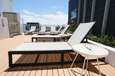 Alex Perry Hotel And Apartments - Accommodation Newcastle 7