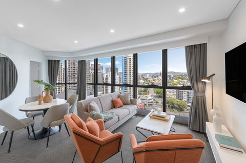 Meriton Suites Adelaide Street, Brisbane - Accommodation Newcastle 14