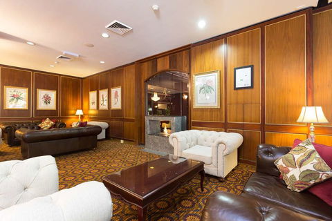 Royal On The Park - Accommodation Newcastle 3
