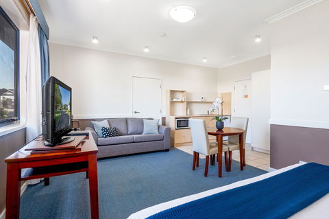 Hawkesbury Race Club Motel - Accommodation Newcastle 4