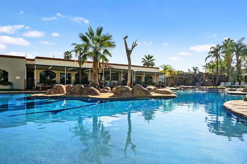 Quality Siesta Resort - Accommodation Newcastle 5