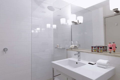 QT Canberra - Accommodation Newcastle 5