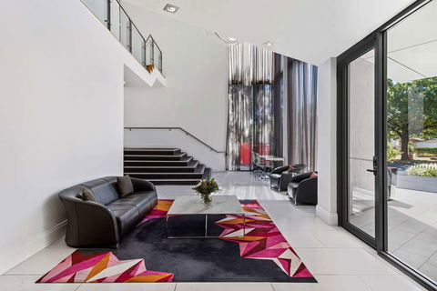 Adina Serviced Apts Canberra Dickson - Accommodation Newcastle 4