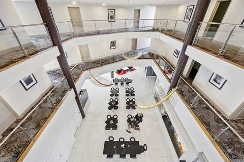 Adina Serviced Apts Canberra Dickson - Accommodation Newcastle 6