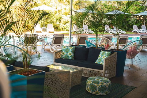 Hilton Cairns - Accommodation Newcastle 7