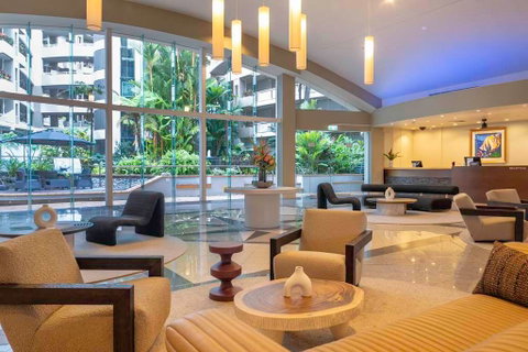 DoubleTree by Hilton Cairns - Accommodation Newcastle 6
