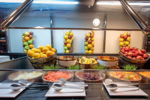 DoubleTree by Hilton Cairns - Accommodation Newcastle 15