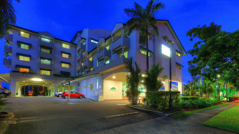 Cairns Sheridan Hotel - Accommodation Newcastle 0
