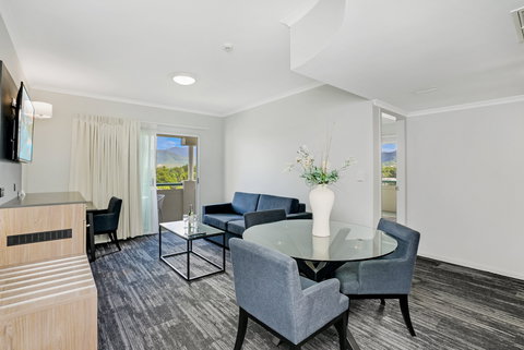 Cairns Sheridan Hotel - Accommodation Newcastle 12