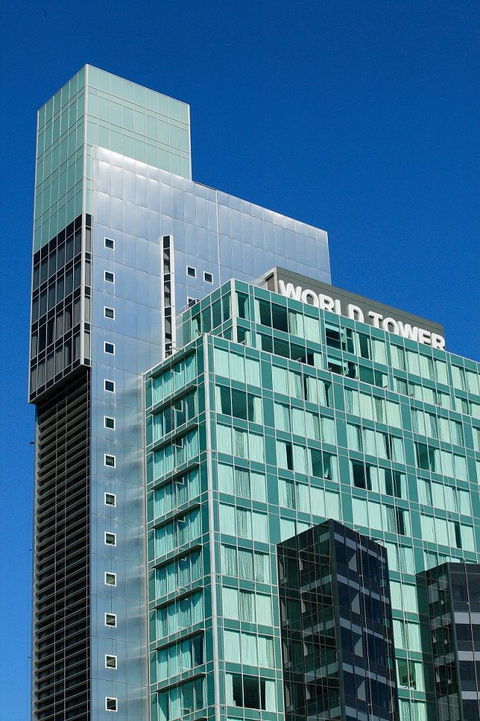 Meriton Suites World Tower - Accommodation Newcastle 0