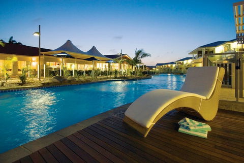 Oaks Pacific Blue Resort - Accommodation Newcastle 1