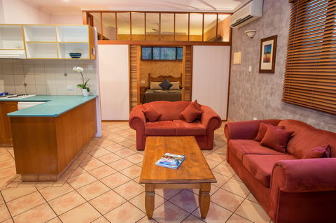 Blue Seas Resort - Accommodation Newcastle 2
