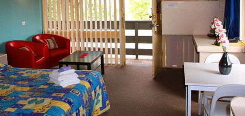 Jetty Motel - Accommodation Newcastle 0