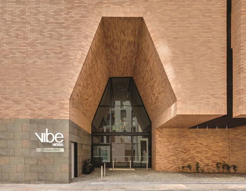 Vibe Hotel Sydney Darling Harbour - Accommodation Newcastle 1