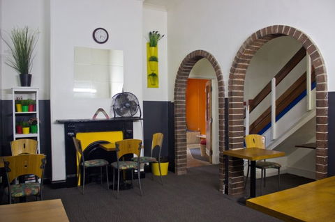 Adelaide Travellers Inn - Accommodation Newcastle 0