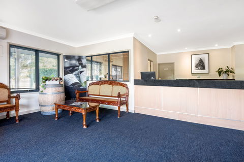 Hawkesbury Race Club Motel - Accommodation Newcastle 1