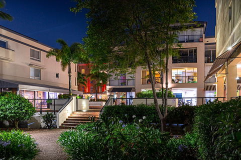 Goldsborough Place - Accommodation Newcastle 0