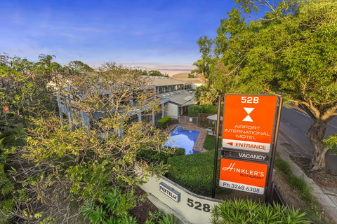 The Airport International Motel - Accommodation Newcastle 0