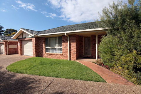 Best Western Ambassador Inn - Accommodation Newcastle 2
