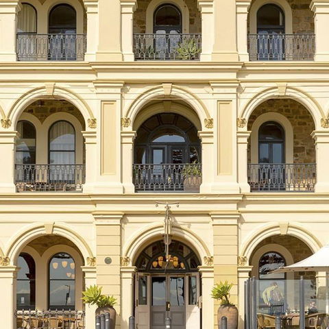 Largs Pier Hotel - Accommodation Newcastle 1