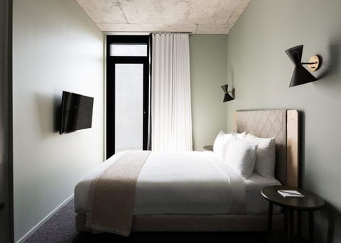 Alex Hotel, Perth - Accommodation Newcastle 2