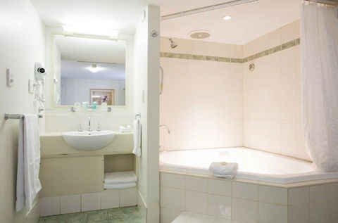 Hotel Northbridge - Accommodation Newcastle 2