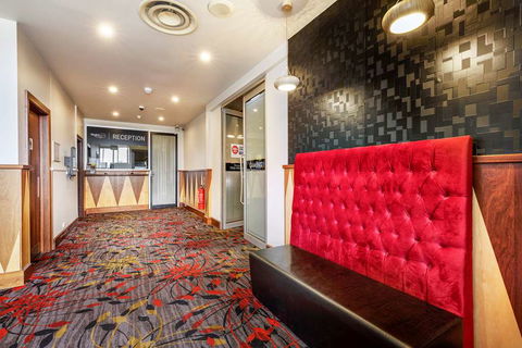 Nightcap At Findon Hotel - Accommodation Newcastle 2