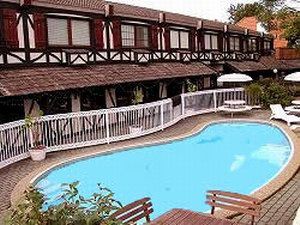 Golden Chain Ascot Motor Inn - Accommodation Newcastle 2