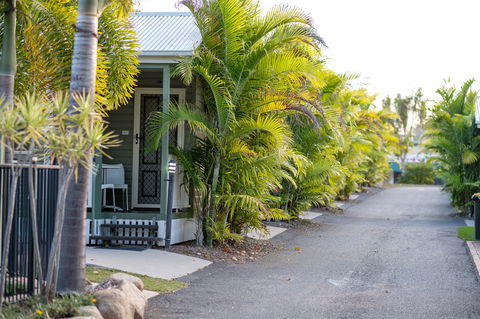Barney Beach Accommodation Centre - Accommodation Newcastle 0