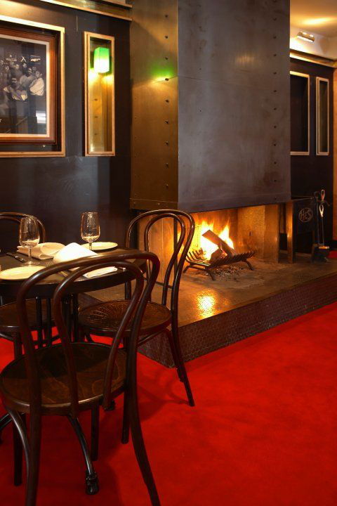 Middle Park Hotel - Accommodation Newcastle 0