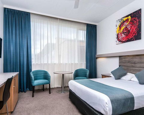 Comfort Inn Regal Park - Accommodation Newcastle 2