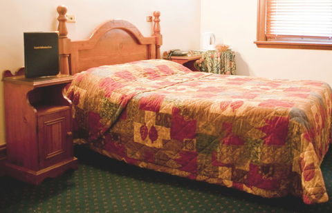 O'Malleys Hotel - Accommodation Newcastle 1
