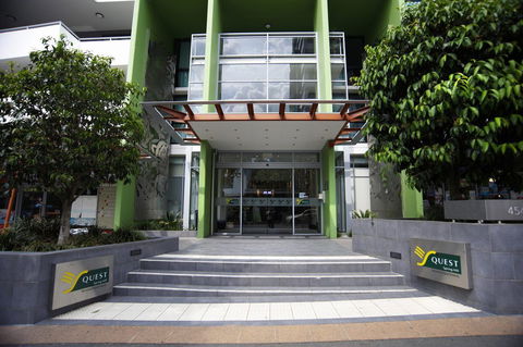 Quest Spring Hill - Accommodation Newcastle 0