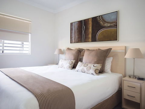 Oaks Mews - Accommodation Newcastle 2