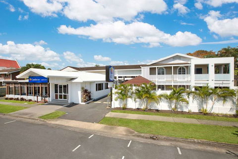 Comfort Inn Cairns City - Accommodation Newcastle 1