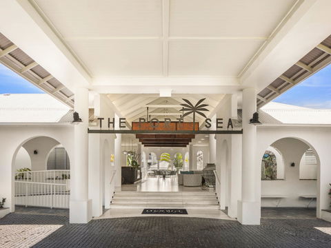 Mantra PortSea - Accommodation Newcastle 0