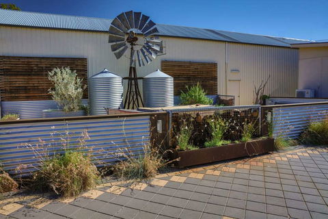 Comfort Inn Augusta Westside - Accommodation Newcastle 2