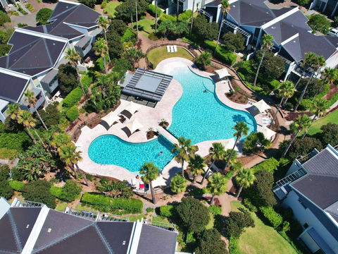 Pullman Magenta Shores Resort - Accommodation Newcastle 1