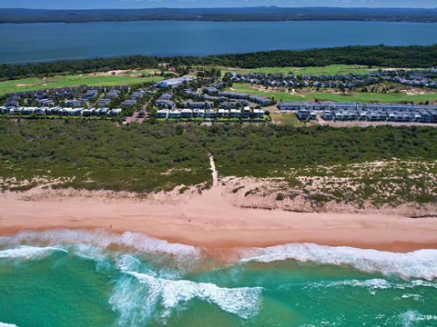 Pullman Magenta Shores Resort - Accommodation Newcastle 2
