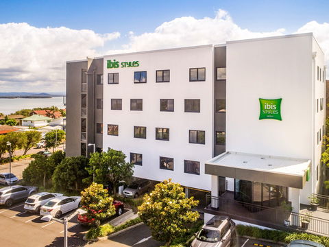 Ibis Styles The Entrance - Accommodation Newcastle 1