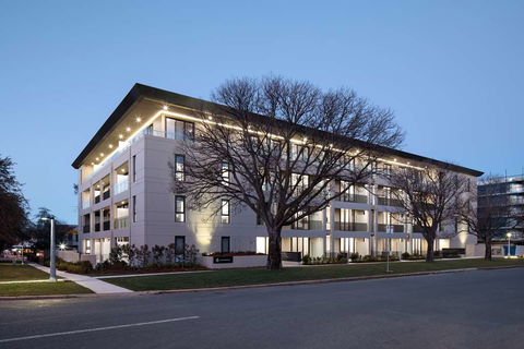 Knightsbridge Canberra - Accommodation Newcastle 0