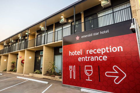 Emerald Star, A Nightcap Hotel - Accommodation Newcastle 0