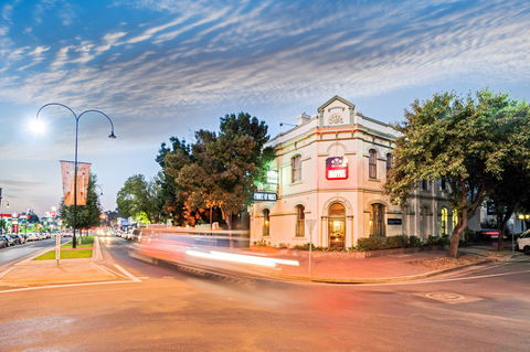 Prince Of Wales Motor Inn - Accommodation Newcastle 0