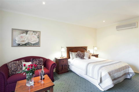 Best Western Crystal Inn - Accommodation Newcastle 0