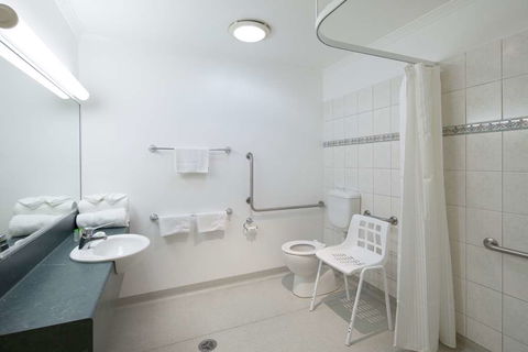 Best Western Crystal Inn - Accommodation Newcastle 12