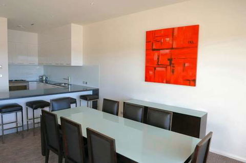 York Cove - Accommodation Newcastle 11